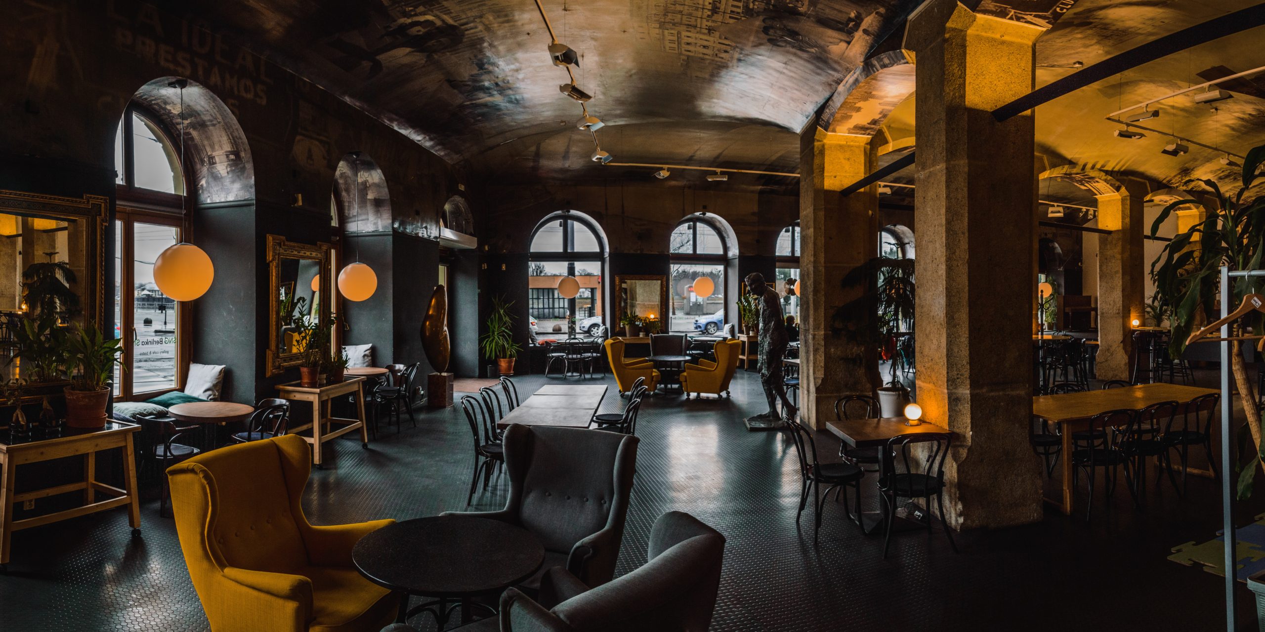 Behind The Scenes: Unveiling The Secrets Of Effective Restaurant Management
