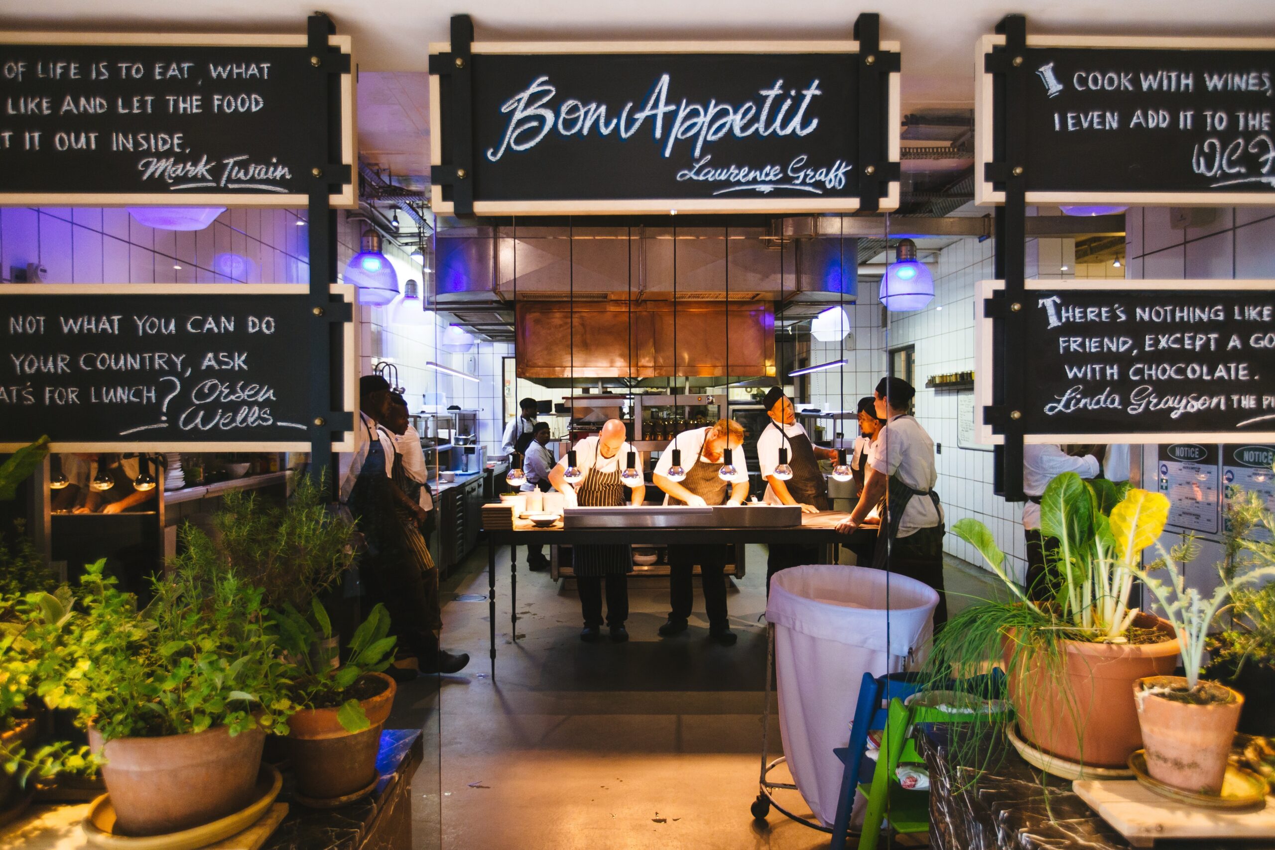 UK Restaurant Industry in 2026: Challenges, Trends, and Opportunities